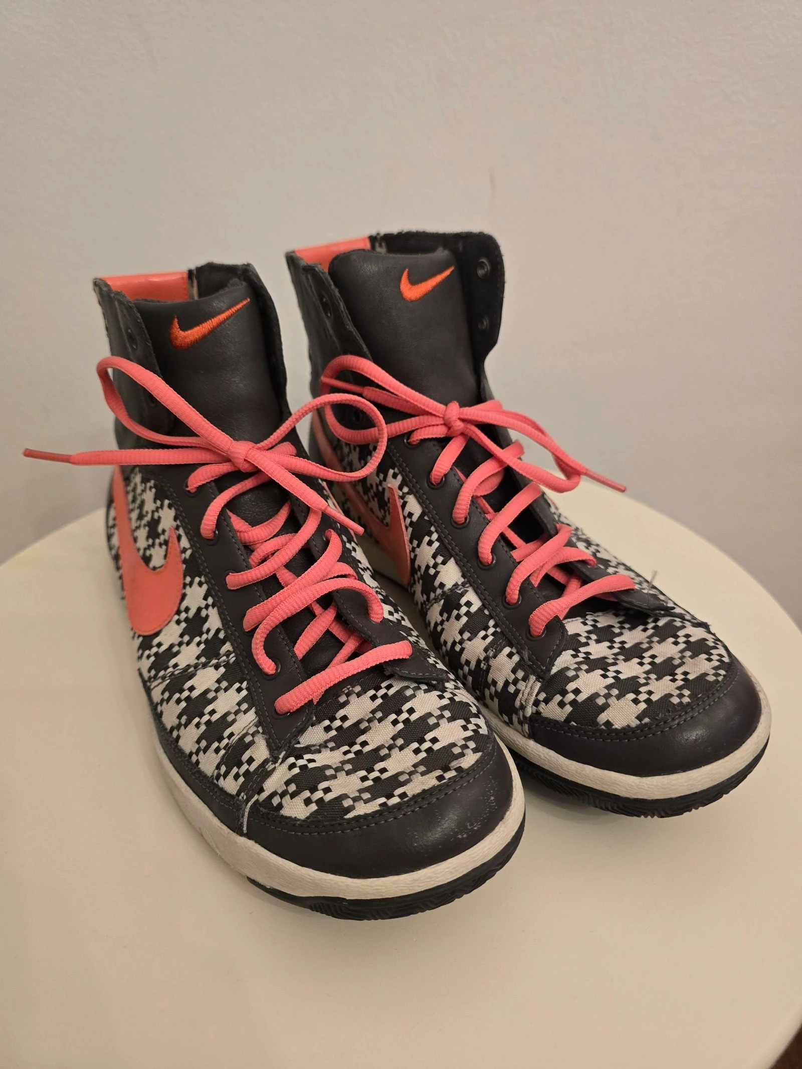 Nike sneakers – photo 2